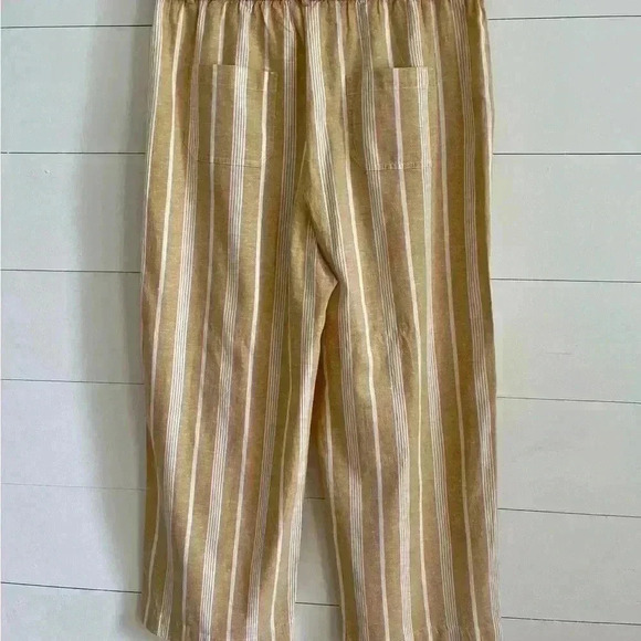 Marine Layer women’s size large wide leg, belted pull on pants.Great condition. - Picture 3 of 8
